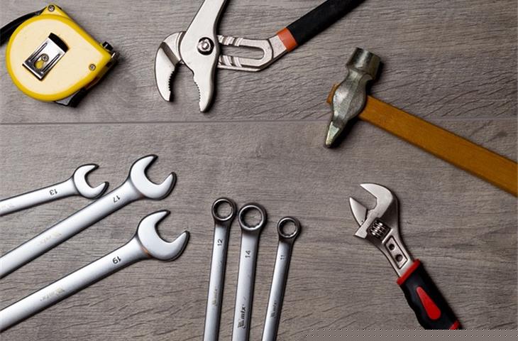hinge wrench