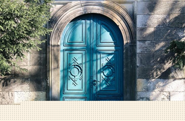 bi-fold door hinges types
