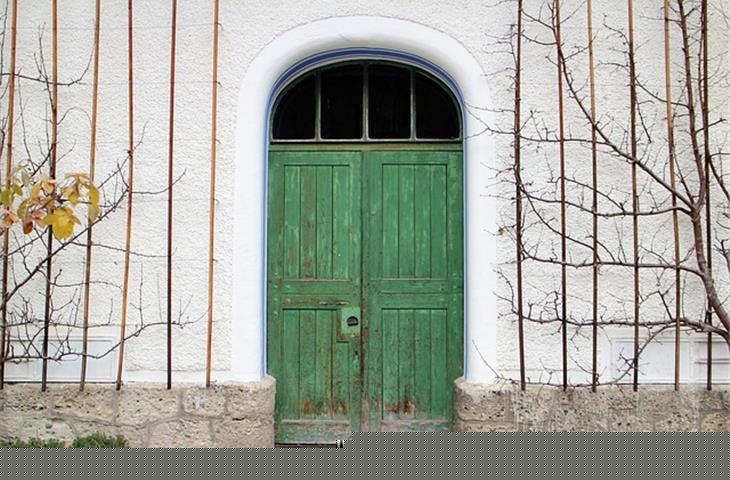 hinged double screen doors